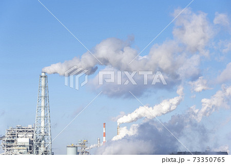 煙突の煙 煙突の煙 73350765