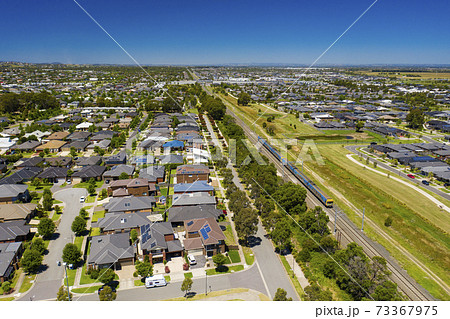 Aerial view of an outer suburb in Melbourne 73367975