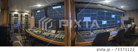 TV . Control area for director and technical team. 73373122