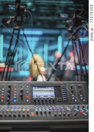 stream at a concert in a hall without spectators stream at a concert in a hall without spectators 73376309