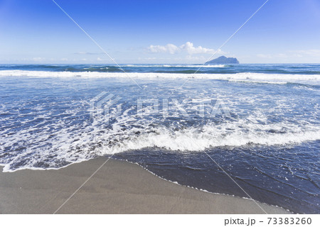 ビーチ 浜辺 渚 73383260
