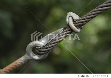 Metal background and cable 73383861