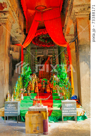 カンボジア アンコールワットの仏像 カンボジア アンコールワットの仏像 73388171