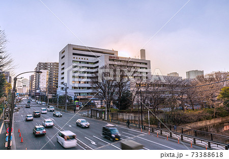 日本の東京都市景観 都立広尾病院がコロナ患者を受け入れる「コロナ重点病院」に =1月13日 日本の東京都市景観 都立広尾病院がコロナ患者を受け入れる「コロナ重点病院」に =1月13日 73388618