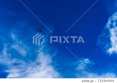 山岳救助ヘリ　ヘリコプターレスキュー 73394444