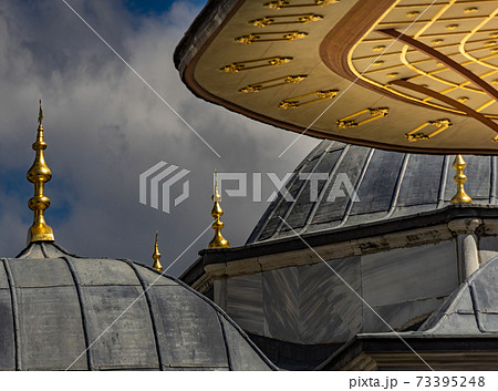 Abstract arrangement of roofs of the buildings in the Topkapi  73395248