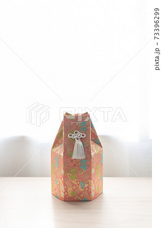 愛犬の遺骨　葬儀　骨壺　お骨 73396299