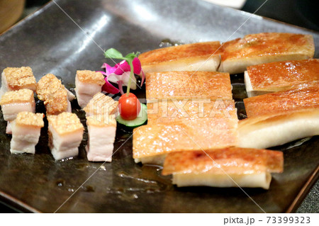 Chinese Dish 73399323