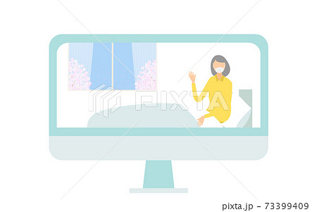 オンライン面会のためにベッドで体を起こす入院患者の女性 オンライン面会のためにベッドで体を起こす入院患者の女性 73399409