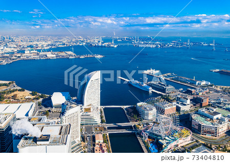 横浜港 73404810