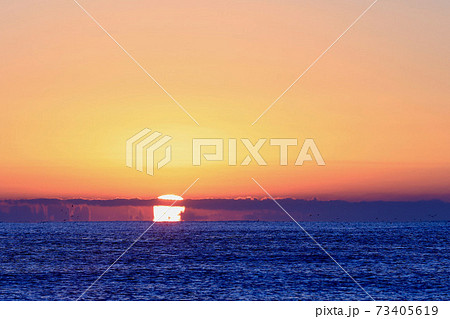久慈浜海岸からの日出 1月中旬 久慈浜海岸からの日出 1月中旬 73405619