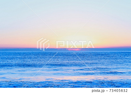 久慈浜海岸からの日出 1月中旬 久慈浜海岸からの日出 1月中旬 73405632