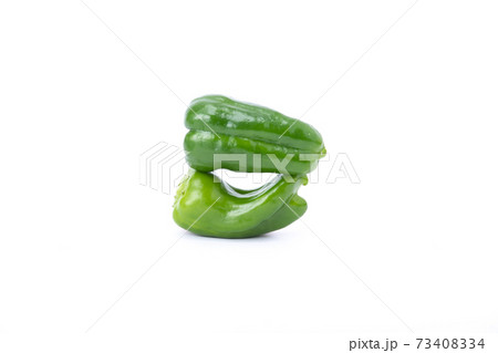 ピーマン　複数　白バック 73408334