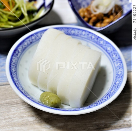 「ご飯のお供シリーズ（板わさ）」 73409227