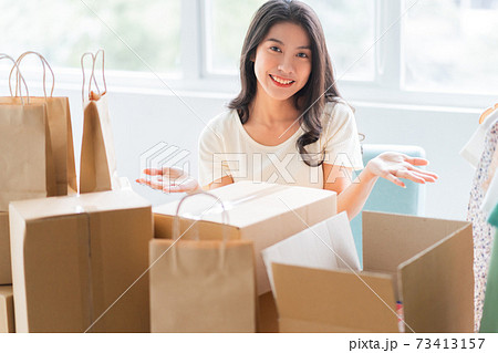 Woman, online business 73413157