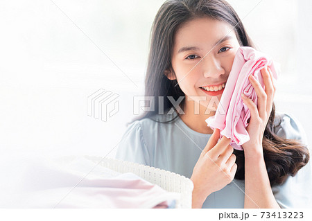 Woman, housewife Woman, housewife 73413223