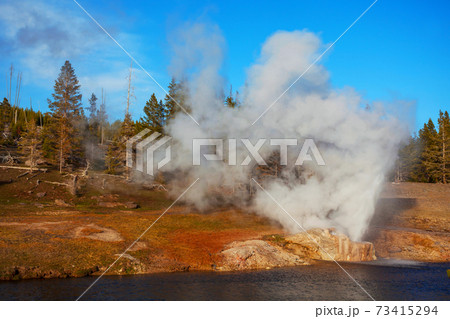 Riverside geyser Riverside geyser 73415294