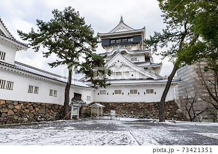 雪の小倉城 雪の小倉城 73421351