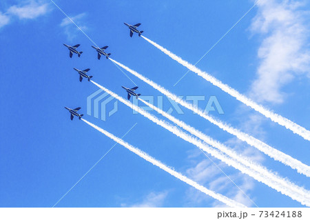 ブルーインパルス 航空自衛隊 戦闘機 飛行機 入間基地 ブルーインパルス 航空自衛隊 戦闘機 飛行機 入間基地 73424188