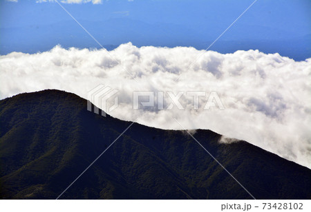 信仰の対象と芸術の源泉~富士山5合目の絶景 信仰の対象と芸術の源泉~富士山5合目の絶景 73428102