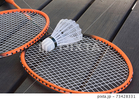 バドミントン 73428331