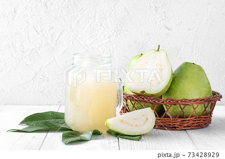 グアバ ジュース 汁 73428929