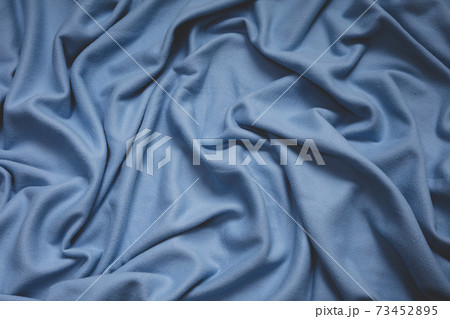 Detail of crumpled fleece fabric 73452895