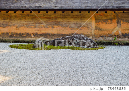 京都 龍安寺の石庭 京都 龍安寺の石庭 73463886