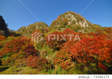 秋の深耶馬溪・一目八景からの眺め 秋の深耶馬溪・一目八景からの眺め 73466175