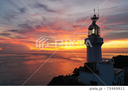 愛媛県伊方町　夕暮れの佐田岬半島 73469911