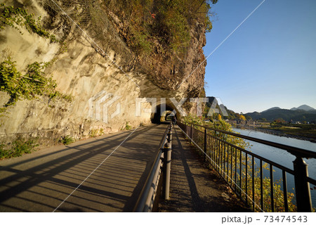 競秀峰・青の洞門 競秀峰・青の洞門 73474543