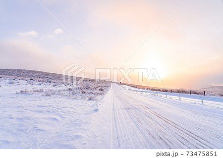 【長野県】ビーナスラインの冬景色 73475851