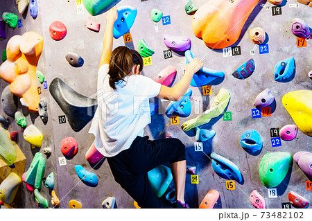 ボルダリング　子供　スポーツ 73482102