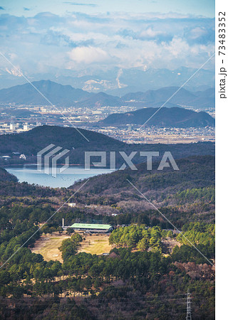 春日井市弥勒山からの風景　尾張富士方面 73483352