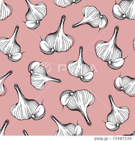 seamless pattern of garlic on a pink background 73487534