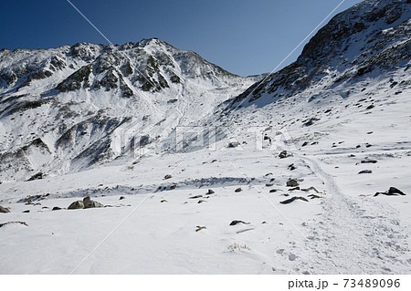 立山：室堂から雄山に向かう道 73489096
