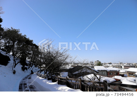 令和3年豪雪6日後の丸岡城（福井県 坂井市 丸岡町） 73494456