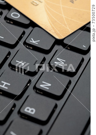 Credit Card and keyboard 73500729