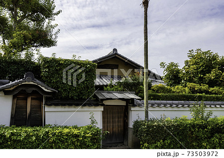 称名寺　境内　奈良県奈良市 73503972