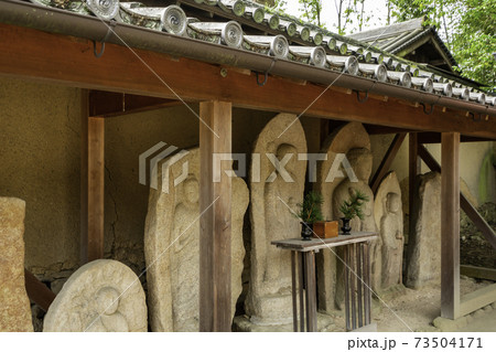 新薬師寺 石仏 奈良県奈良市 新薬師寺 石仏 奈良県奈良市 73504171