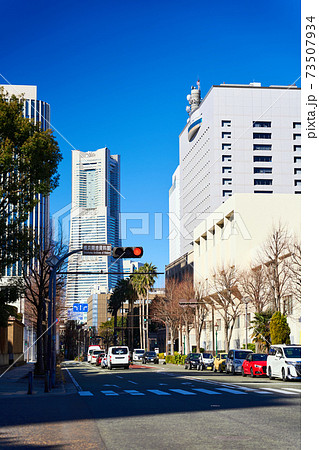 横浜港　海岸通りの風景 73507934