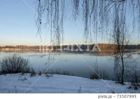 Ice on the Uvod reservoir on a sunny winter day, Ivanovo region. Ice on the Uvod reservoir on a sunny winter day, Ivanovo region. 73507995