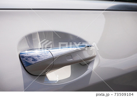 乗用車のドアノブ 乗用車のドアノブ 73509104