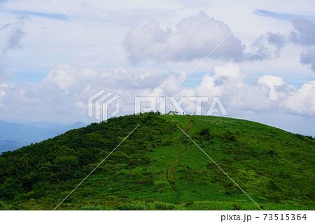 道後山から見た岩樋山(いわひやま) 道後山から見た岩樋山(いわひやま) 73515364