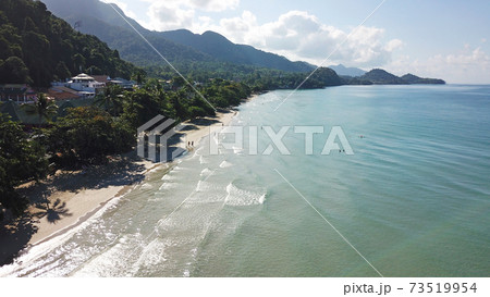 Clear water on the beach of green Chang island 73519954