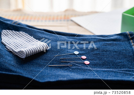 縫い物 73520858
