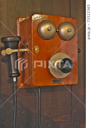 【電話機 (レトロ)】 73522365