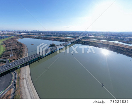 空撮 彩湖と東京外環自動車道 幸魂大橋 空撮 彩湖と東京外環自動車道 幸魂大橋 73522885