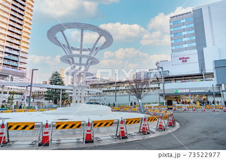 都市風景　再開発が進む大塚駅北口前　東京都豊島区 73522977