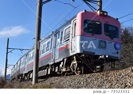 冬空の北関東をゆく上毛電気鉄道700型 73523331
